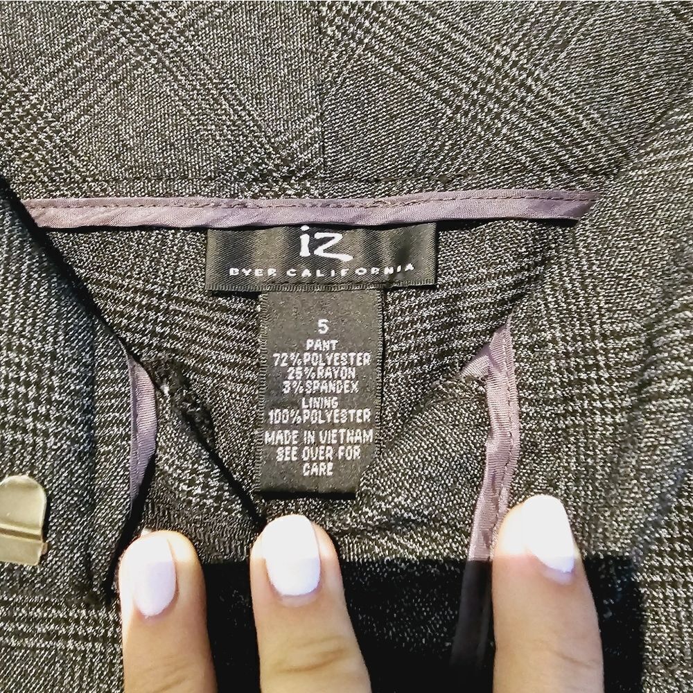 Dark plaid pants - Picture 2 of 7